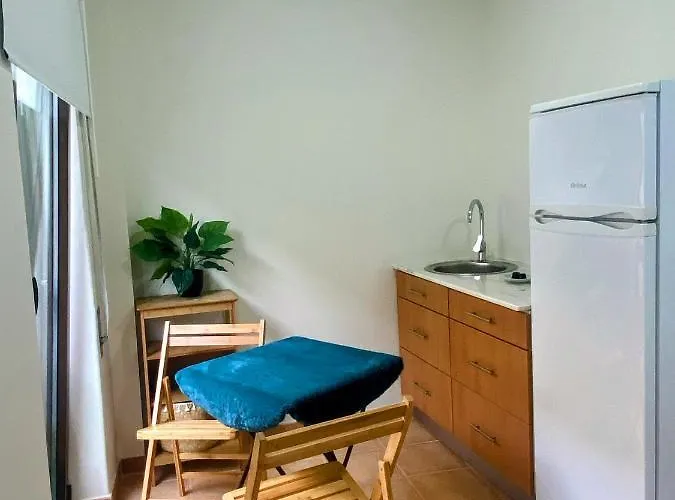 Houses&halfhouses Historic Street Gasthof Caminha