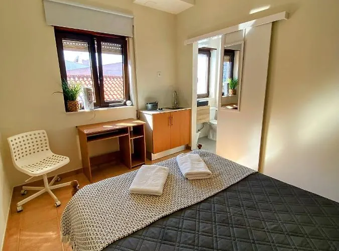 Houses&halfhouses Historic Street Gasthof